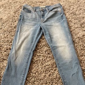 Madewell 10” High Rise Skinny Crop